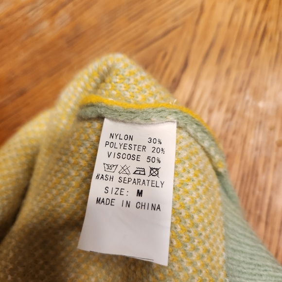 Daisy Cardigan Sweater, Pretty  Green - Picture 6 of 6